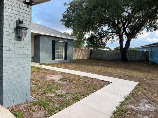 13318 HOLLOWBEND LANE, Riverview, FL 33569