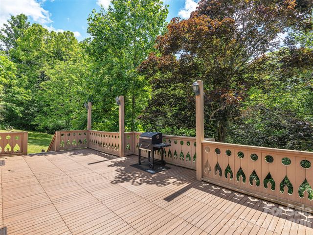 185 Indian Springs Road, Clyde, NC 28721