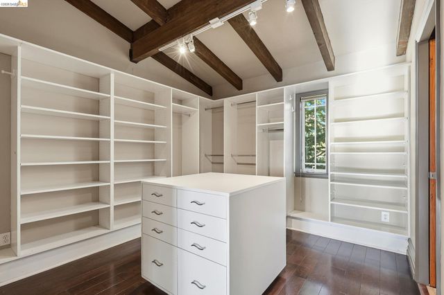 107 Dolphine Ave, El Granada, CA 94018