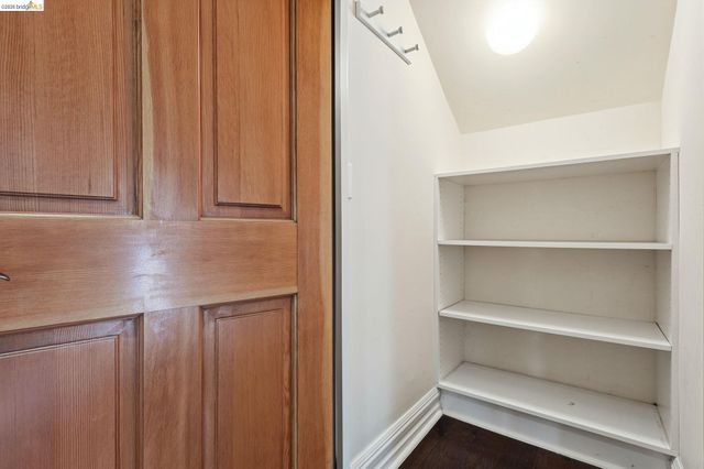 107 Dolphine Ave, El Granada, CA 94018