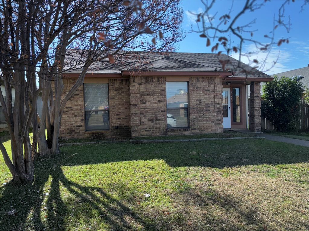 4748 Veronica Circle, Fort Worth, TX 76137