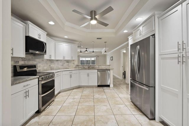 339 SW Winnachee Drive, Stuart, FL 34994