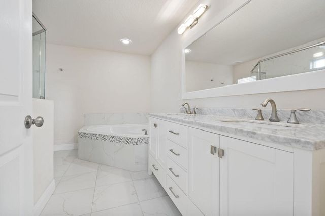 339 SW Winnachee Drive, Stuart, FL 34994