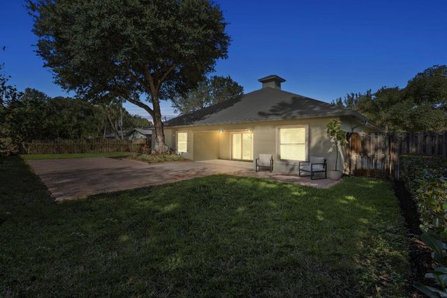 339 SW Winnachee Drive, Stuart, FL 34994