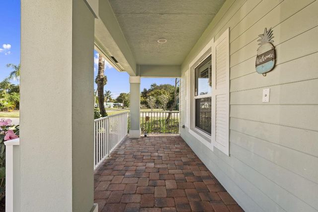 339 SW Winnachee Drive, Stuart, FL 34994