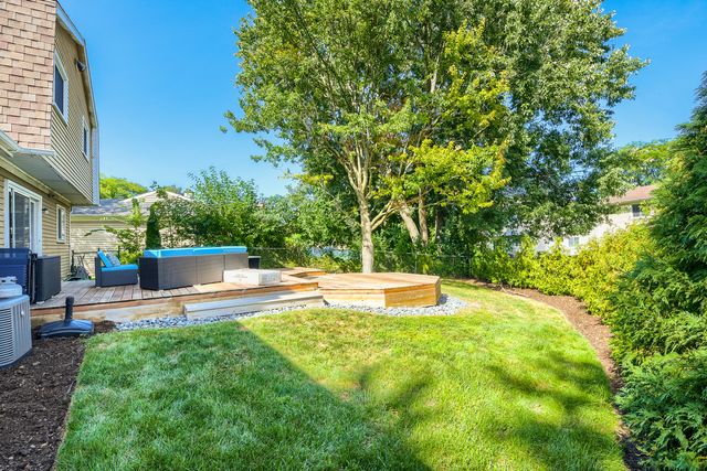 4511 Crab Orchard Drive, Hoffman Estates, IL 60192