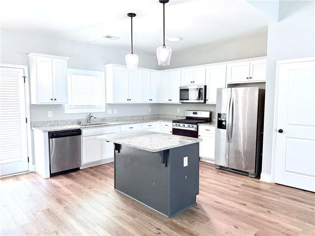 147 Zion Wood Road, Loganville, GA 30052