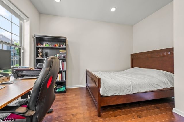 18 Cortland Ct, Livingston Twp., NJ 07039