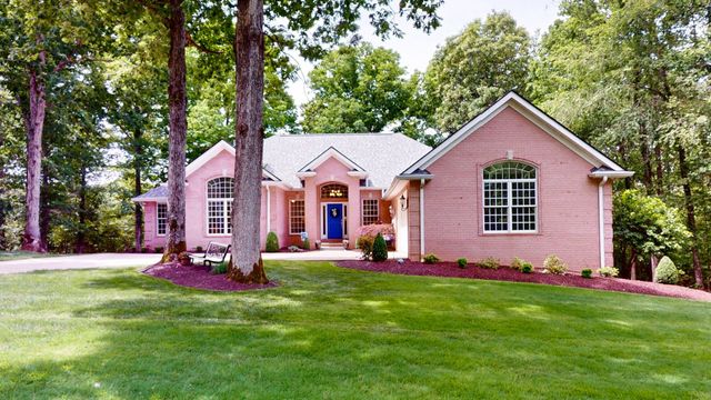 409 Legends Dr, Springville, TN 38256