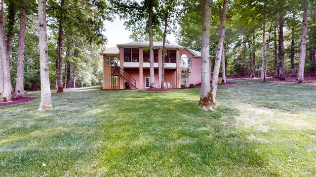 409 Legends Dr, Springville, TN 38256