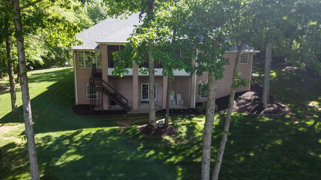 409 Legends Dr, Springville, TN 38256