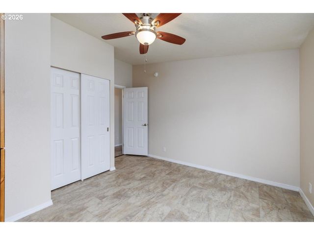 2329 N GRAY St, Cornelius, OR 97113