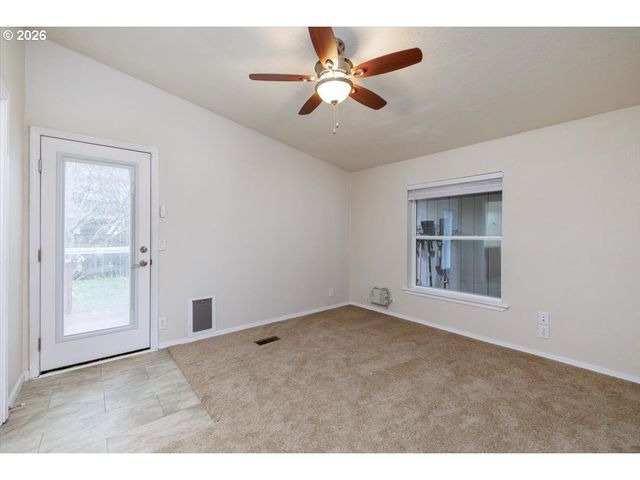 2329 N GRAY St, Cornelius, OR 97113