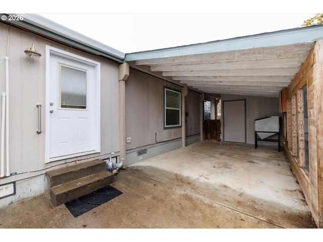 2329 N GRAY St, Cornelius, OR 97113