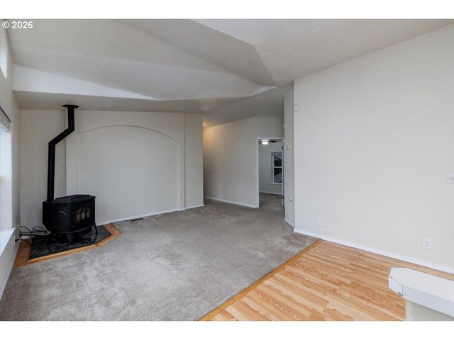 2329 N GRAY St, Cornelius, OR 97113