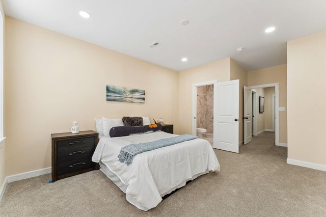 921 N PATTERSON PARK AVE, Baltimore, MD 21205