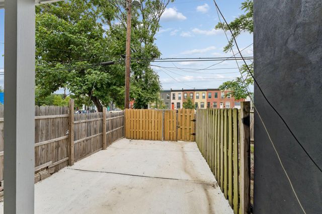 921 N PATTERSON PARK AVE, Baltimore, MD 21205