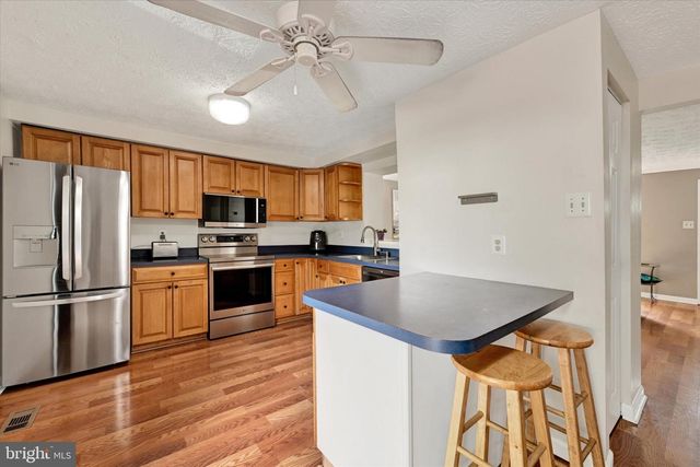 39 RADER CT, Baltimore, MD 21234