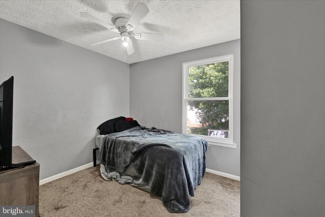 39 RADER CT, Baltimore, MD 21234