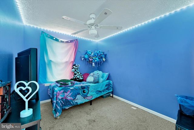 39 RADER CT, Baltimore, MD 21234