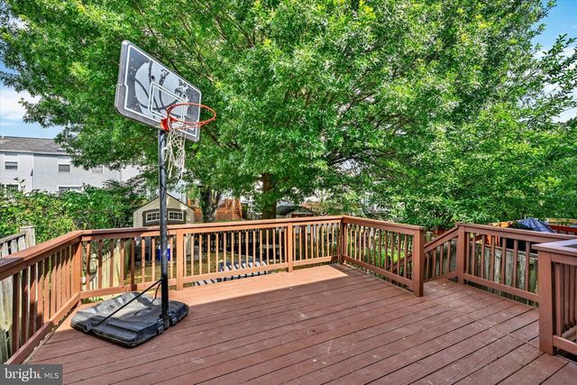 39 RADER CT, Baltimore, MD 21234