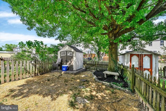 39 RADER CT, Baltimore, MD 21234
