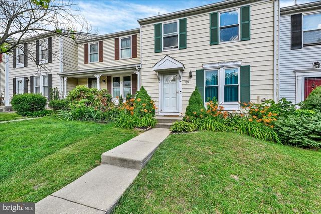 39 RADER CT, Baltimore, MD 21234