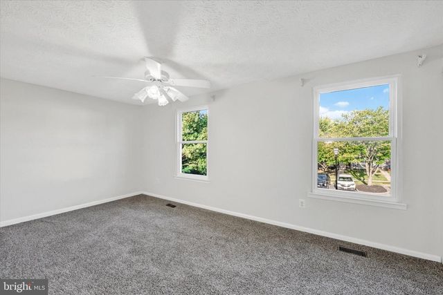 39 RADER CT, Baltimore, MD 21234