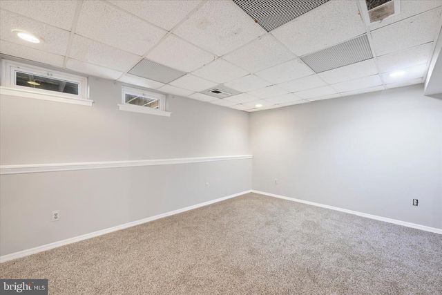 39 RADER CT, Baltimore, MD 21234