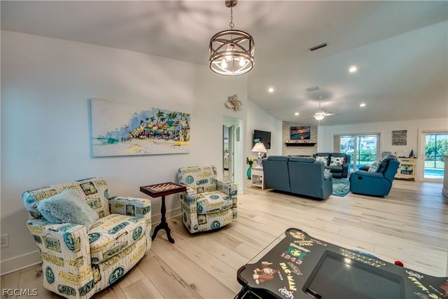 4924 SW 11th CT, Cape Coral, FL 33914