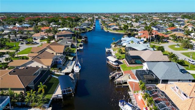 4924 SW 11th CT, Cape Coral, FL 33914