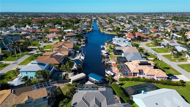 4924 SW 11th CT, Cape Coral, FL 33914