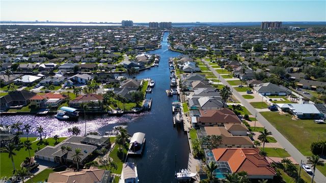 4924 SW 11th CT, Cape Coral, FL 33914