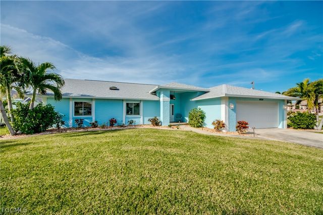 4924 SW 11th CT, Cape Coral, FL 33914