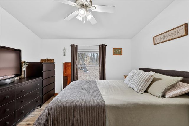 6733 Carolyn Drive NE, Sand Lake, MI 49343