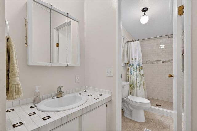 6733 Carolyn Drive NE, Sand Lake, MI 49343