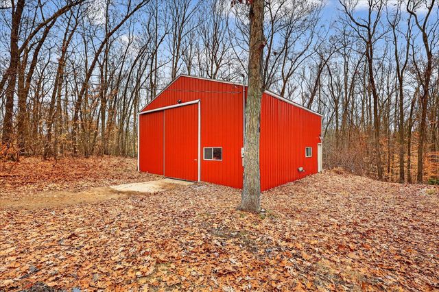 6733 Carolyn Drive NE, Sand Lake, MI 49343