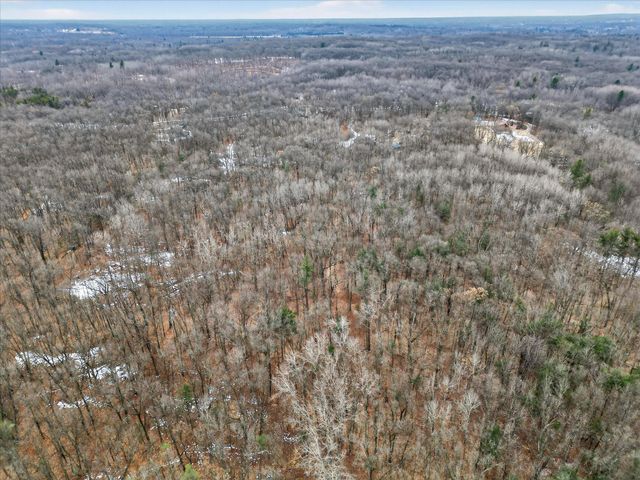 6733 Carolyn Drive NE, Sand Lake, MI 49343