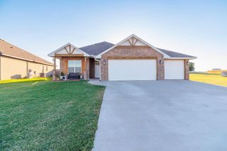 13543 NE Cornwallis Drive, Elgin, OK 73538