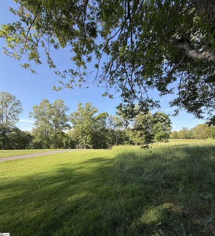 103 May Apple Way, Landrum, SC 29356