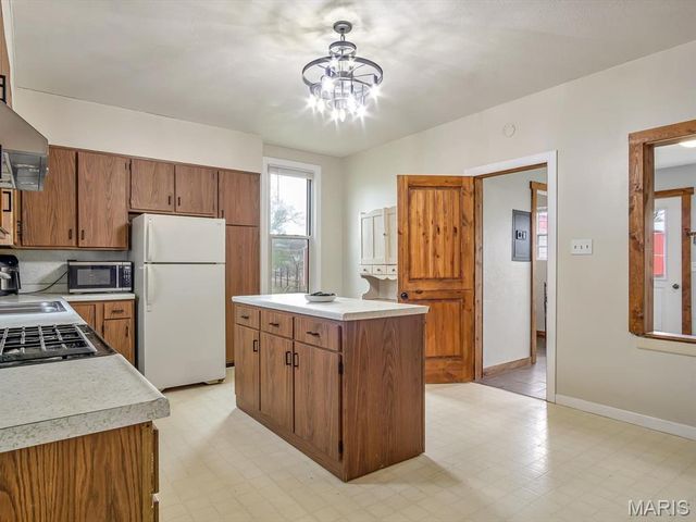 1924 High Street, Chester, IL 62233