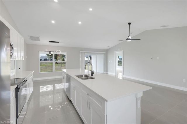 2208 NE 23rd AVE, Cape Coral, FL 33909