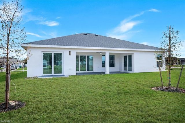 2208 NE 23rd AVE, Cape Coral, FL 33909