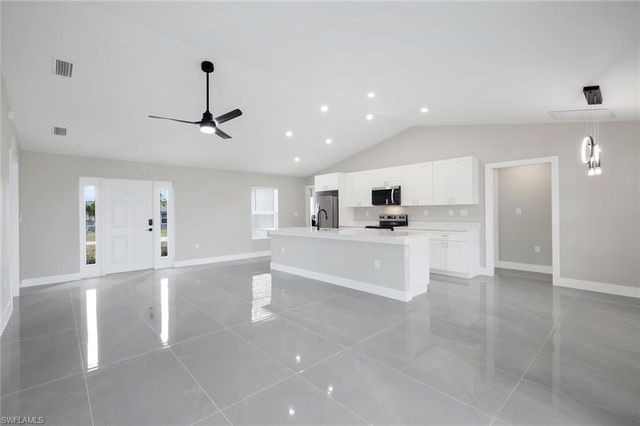 2208 NE 23rd AVE, Cape Coral, FL 33909