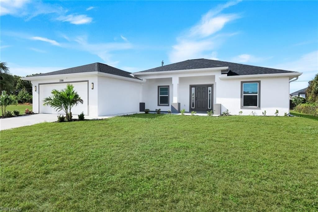 2208 NE 23rd AVE, Cape Coral, FL 33909