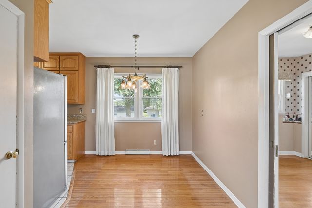 1839 W 38th Place, Davenport, IA 52806