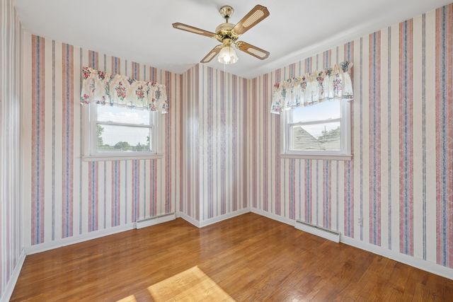 1839 W 38th Place, Davenport, IA 52806