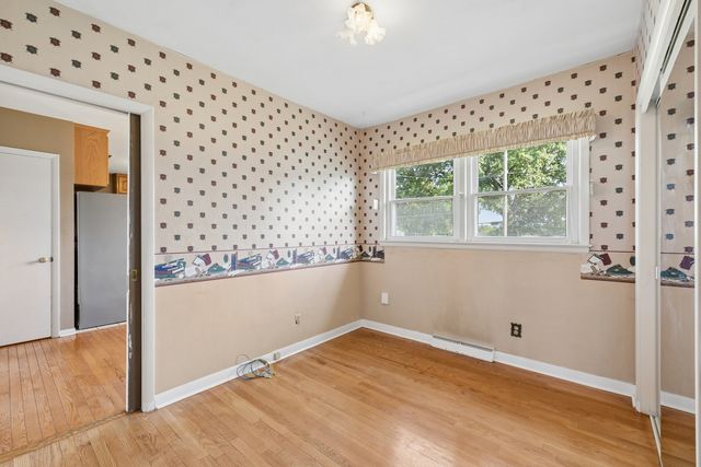 1839 W 38th Place, Davenport, IA 52806