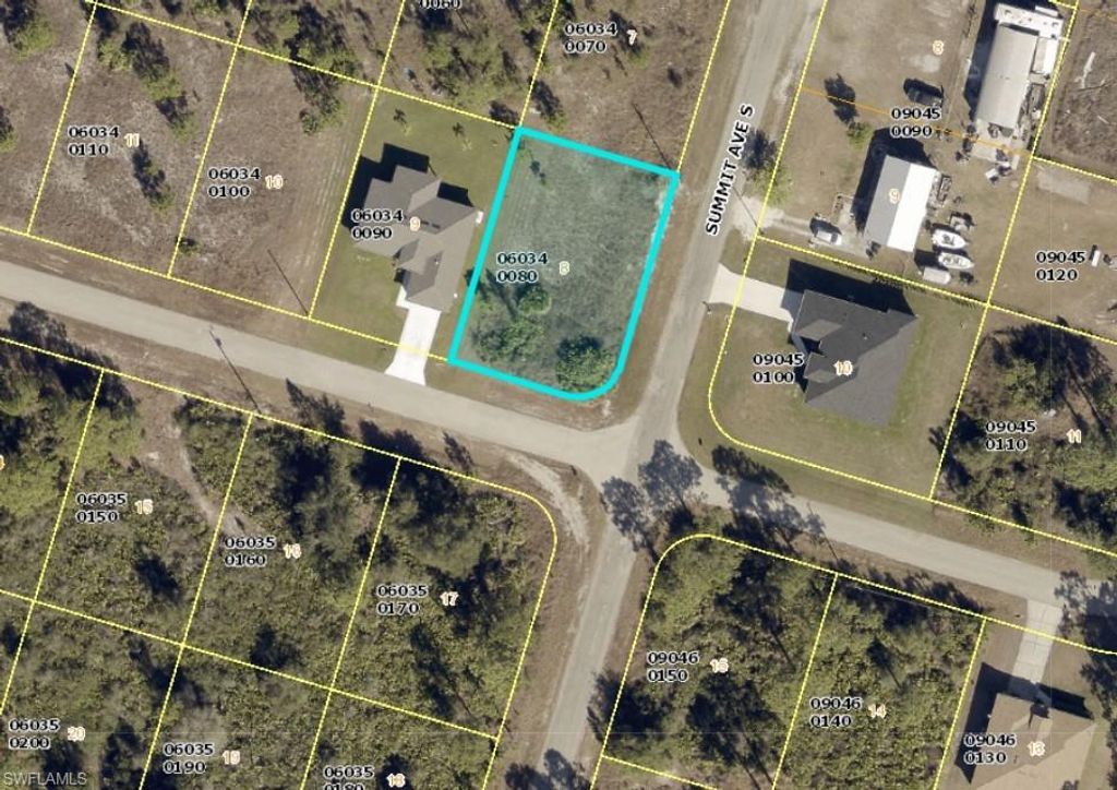945 Macy ST E, LEHIGH ACRES, FL 33974 — photo 2