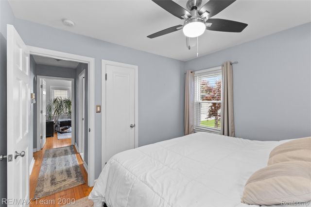 2824 Bennett Street, Dearborn, MI 48124
